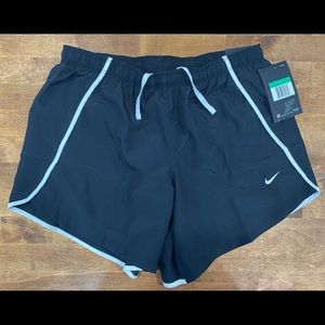 Nike Girls Sprinter Running Shorts Black, X-Large